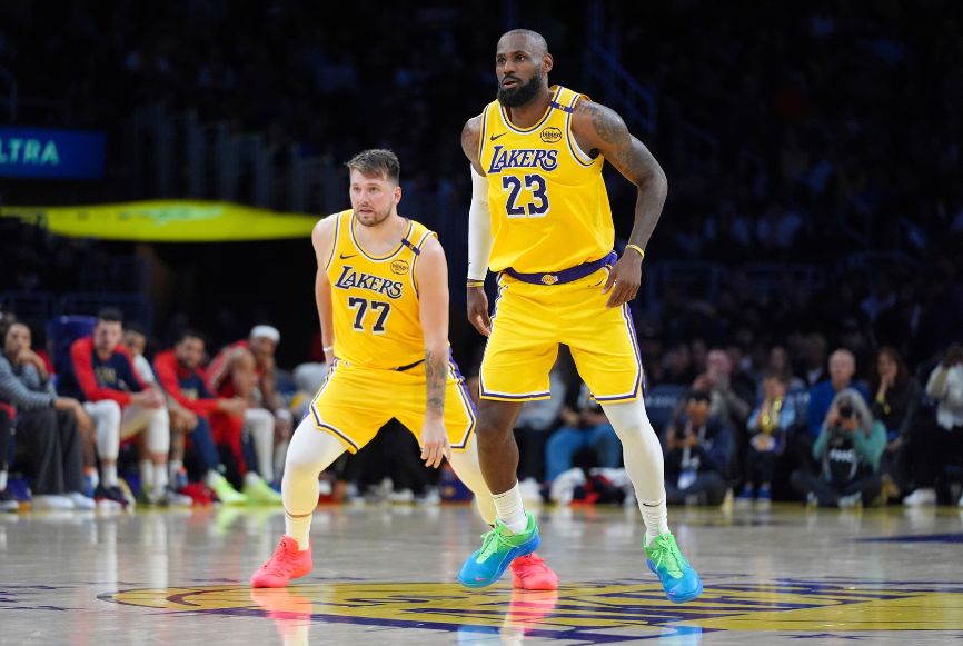 NBA: Lejkersi ponovo slavili, Lebron kao niko do sad – 50.000!