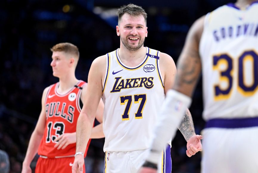 NBA: Lebronov povratak doneo horor, Bulsi deklasirali Lejkerse