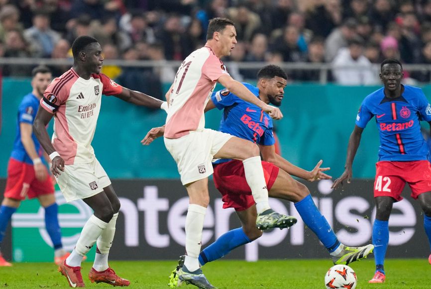 Nemanja Matić-Lion-fudbal