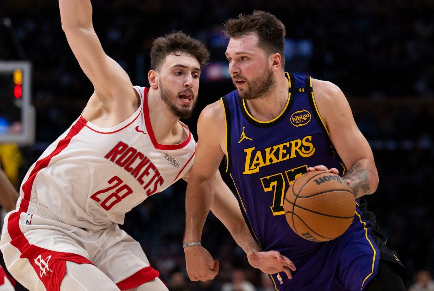 Luka u svom elementu – Lejkersi preživeli Hjuston, Boston srušio rekord