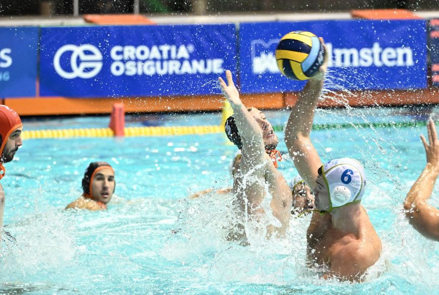 Radnički obezbedio direktan plasman, Novi Beograd mora kroz kvalifikacije LŠ