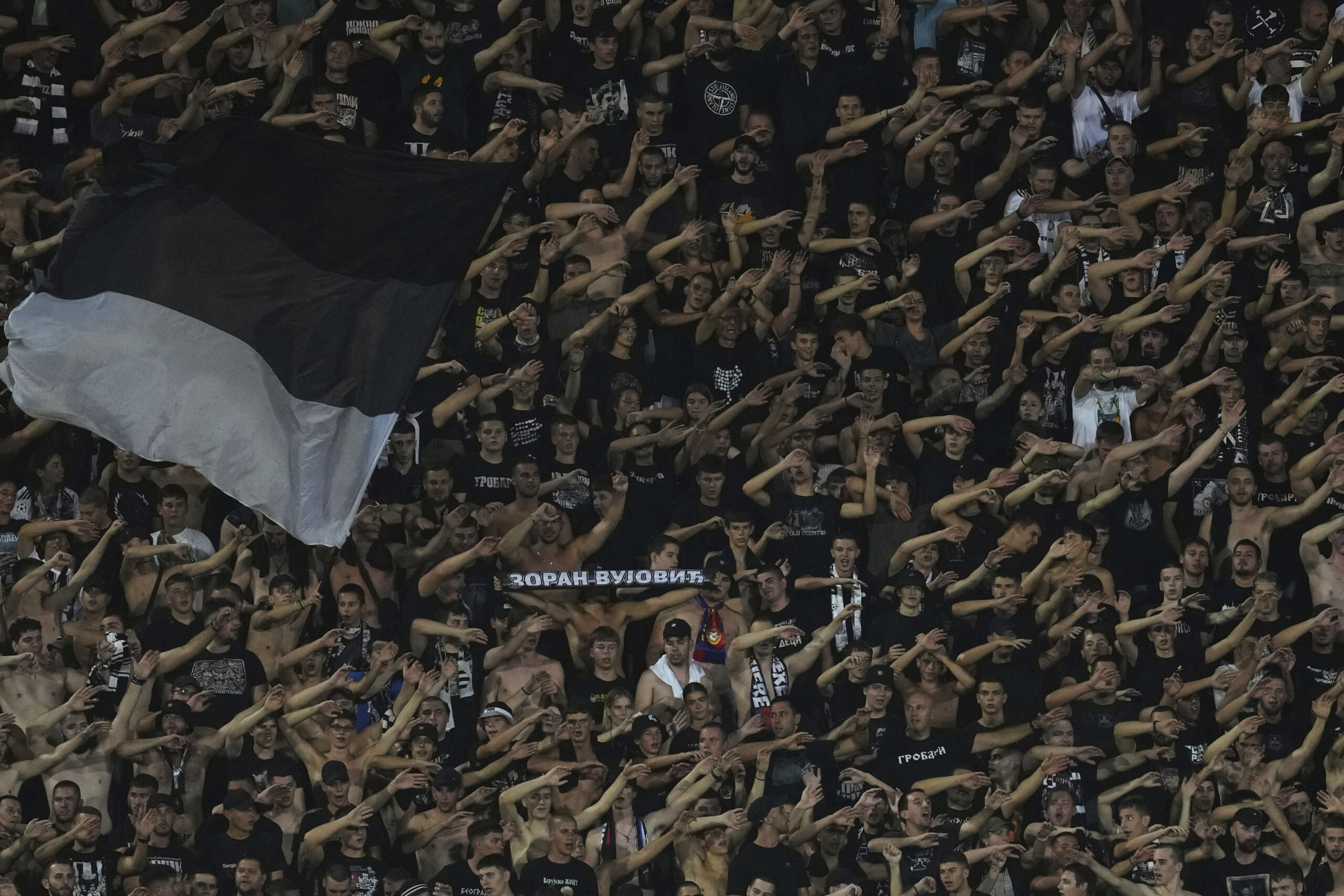UEFA žestoko kaznila Partizan