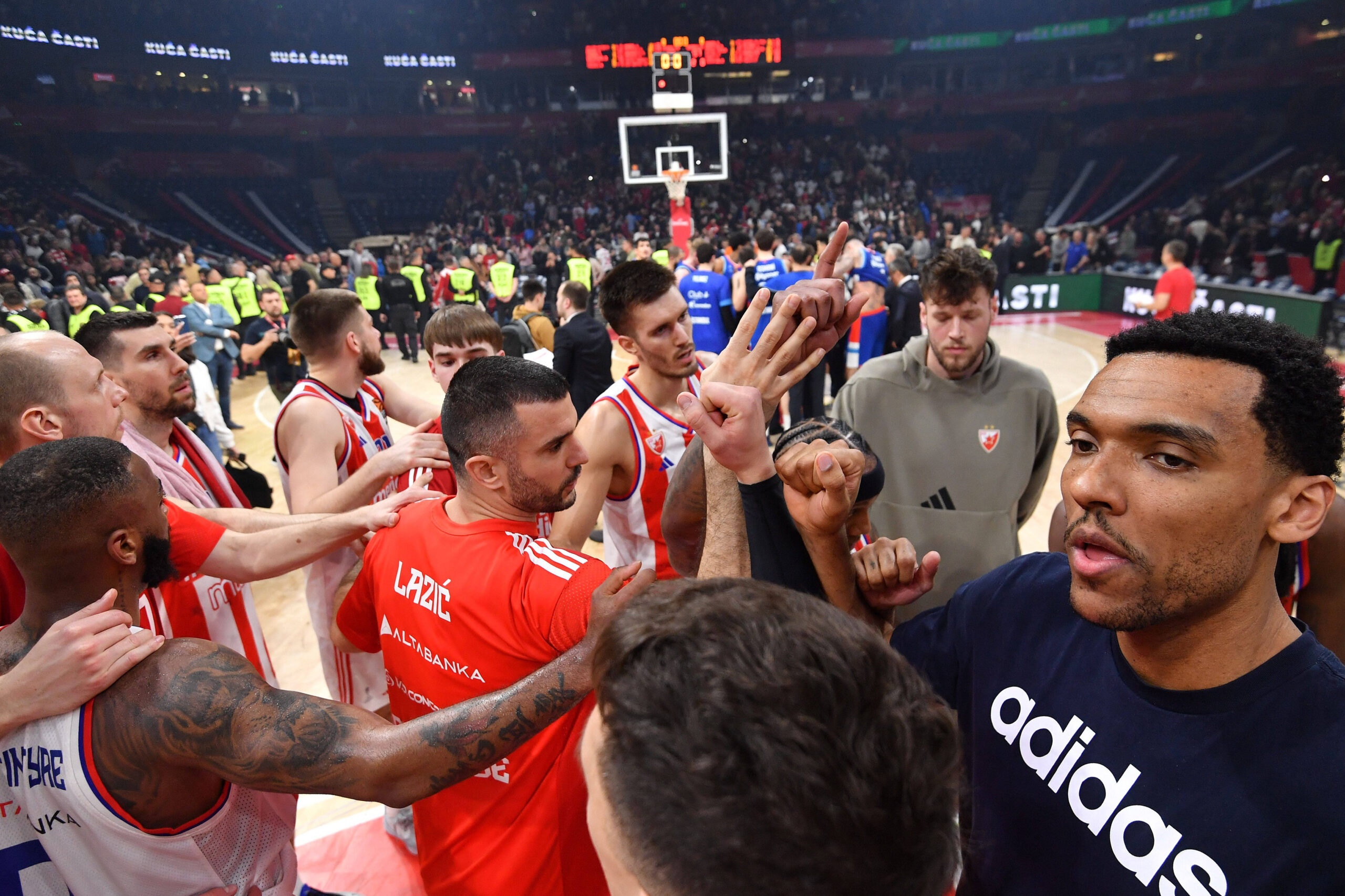 Košarkaši Crvene zvezde