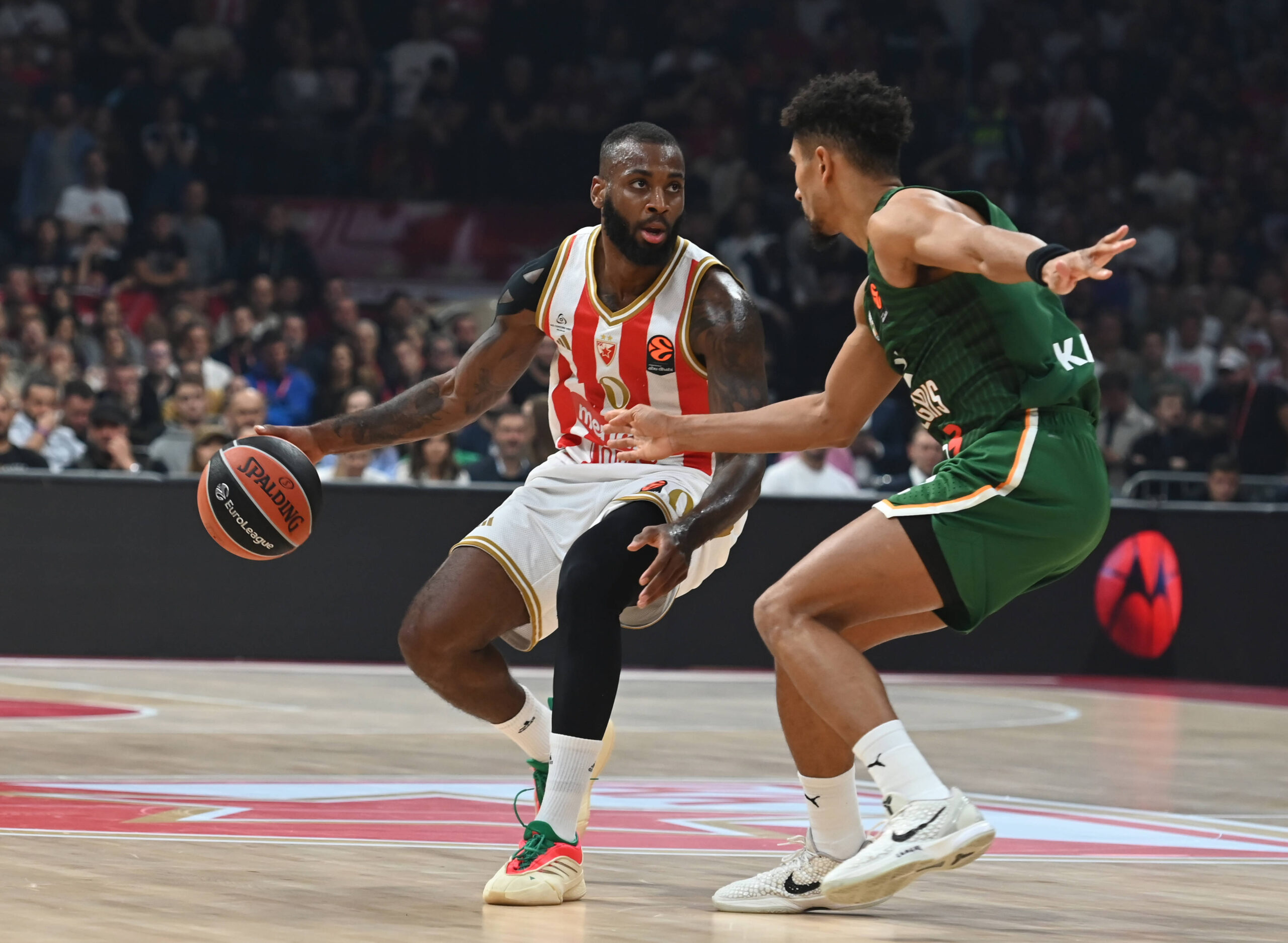 Kodi Miler-Mekintajer u dresu Crvene zvezde