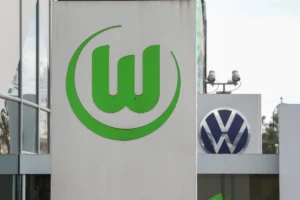 Volfsburg vratio stari grb, navijači u ekstazi (VIDEO)
