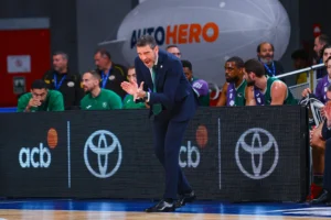 Crveno-beli krenuli po košarkaša Fenerbahčea i bivšeg NBA centra