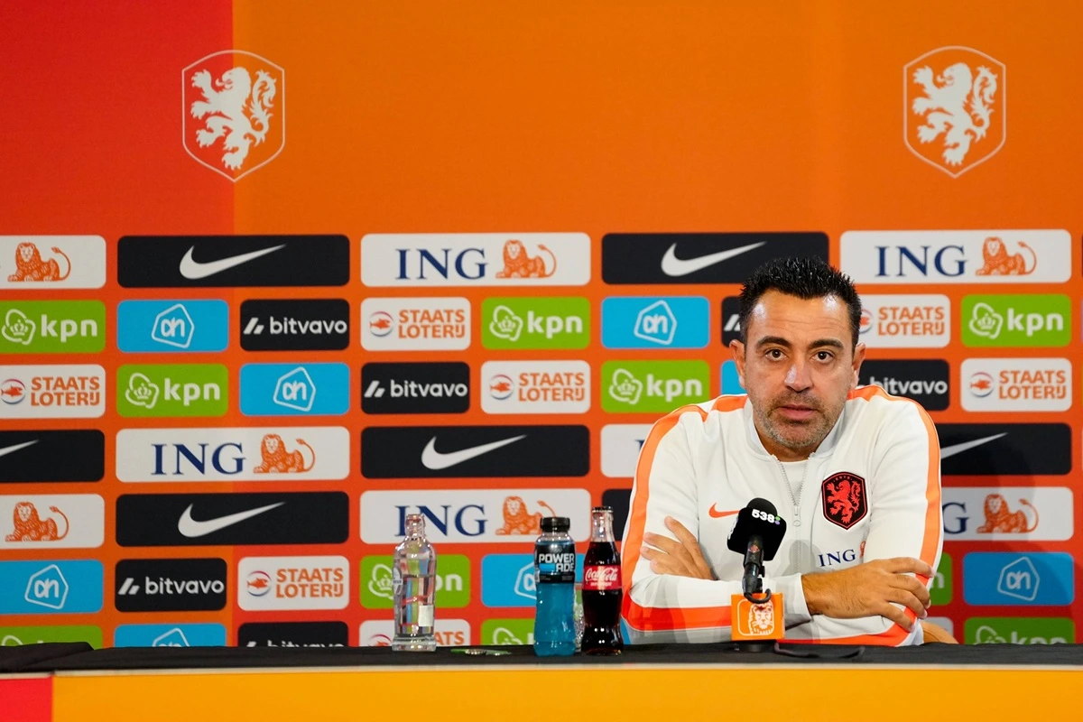 Ćavi Ernandez, Holandija