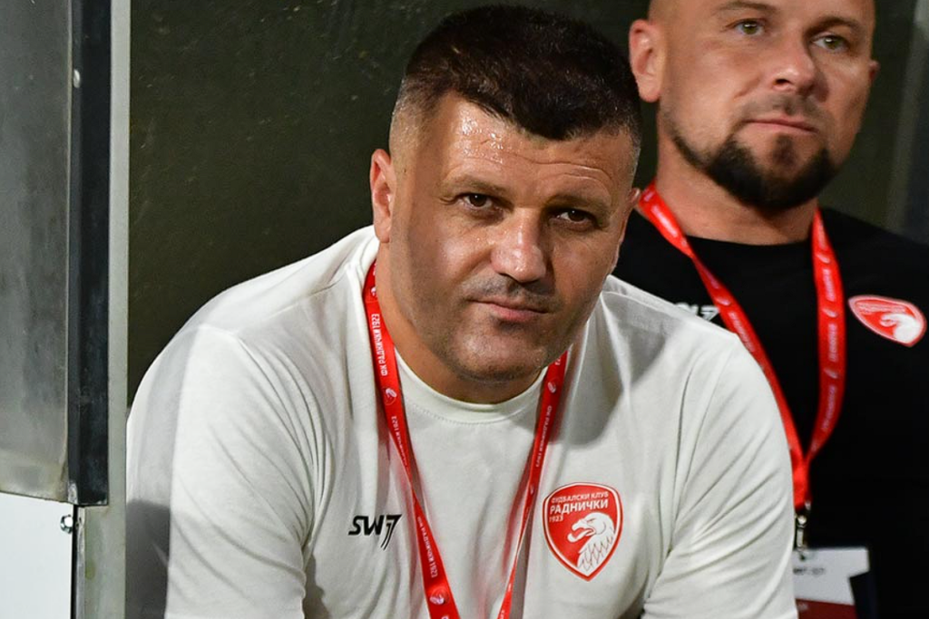 Feđa Dudić kao trener Radničkog 1923 iz Kragujevca.
