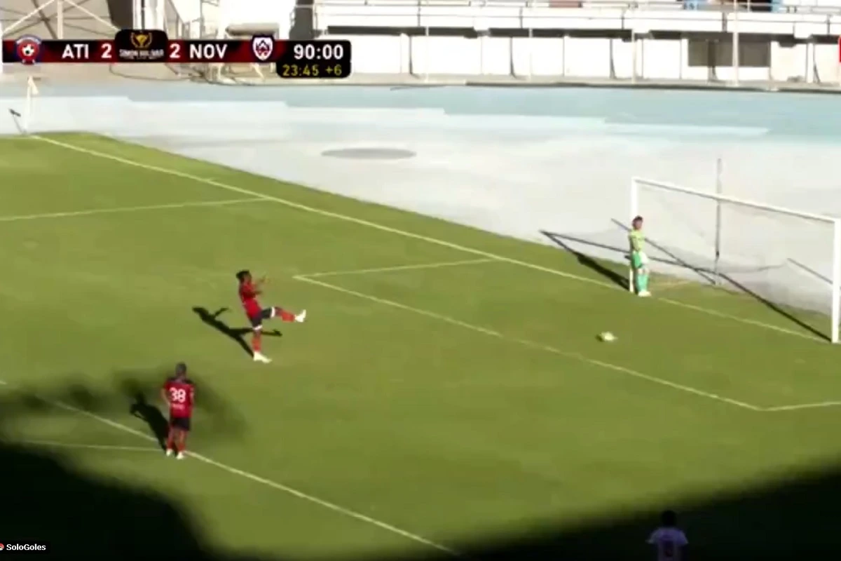 Golman ODBIO da brani penal: Okrenuo leđa rivalu (VIDEO)