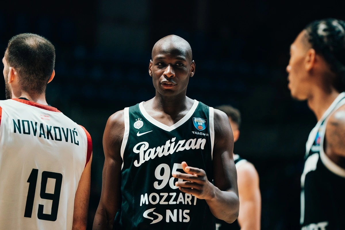 Bandža Si u dresu Partizana