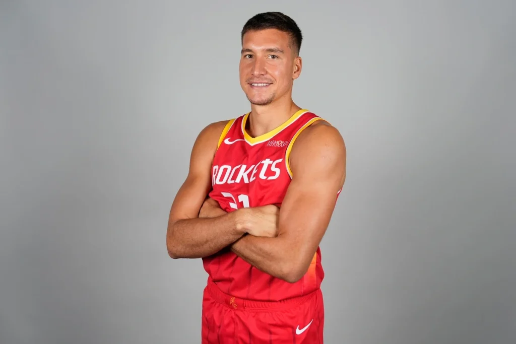 Srpski košarkaš Bogdan Bogdanović u dresu Hjustona