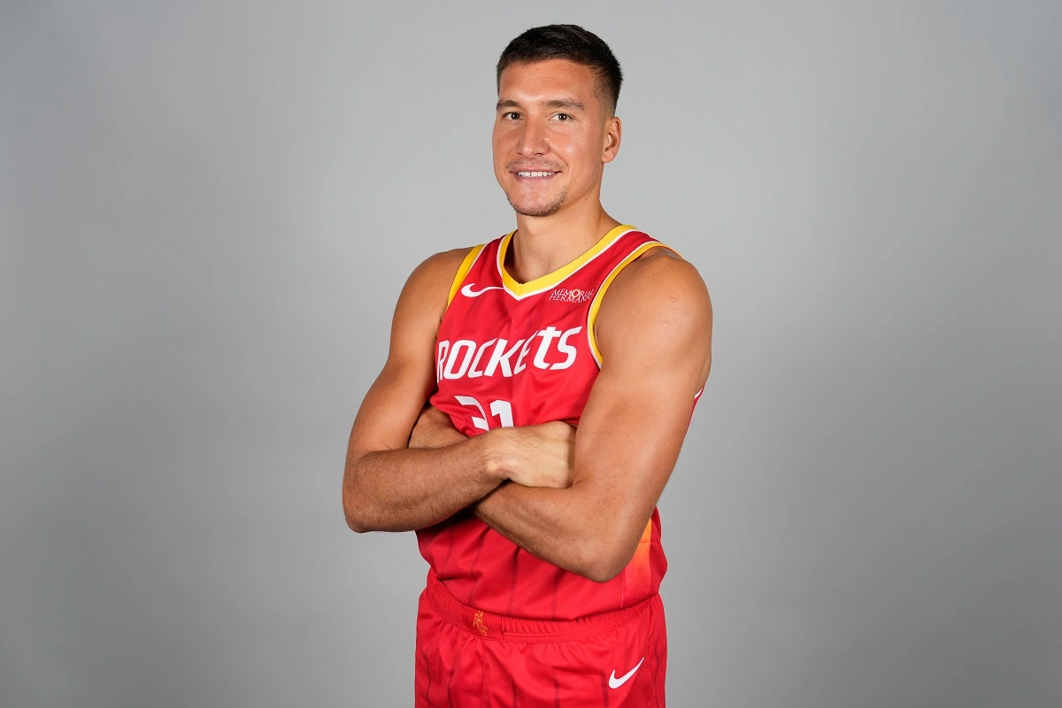 Srpski košarkaš Bogdan Bogdanović u dresu Hjustona