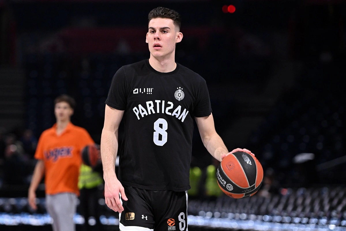Mitar Bošnjaković u opremi Partizana