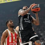 Džered Batler i Karlik Džons na utakmici Partizan-Zvezda