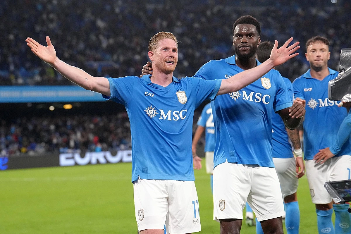 Kevin de Brujne slavi pogodak u dresu Napolija.
